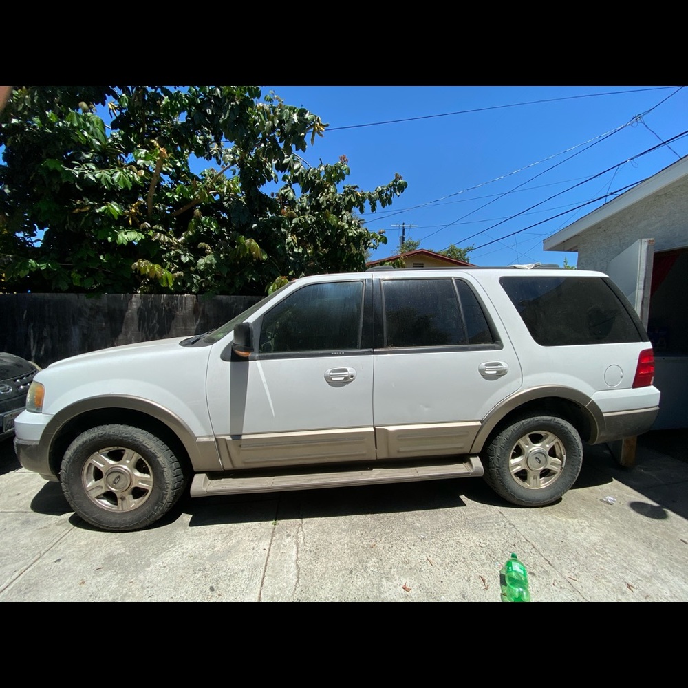 2004 Ford Expedition